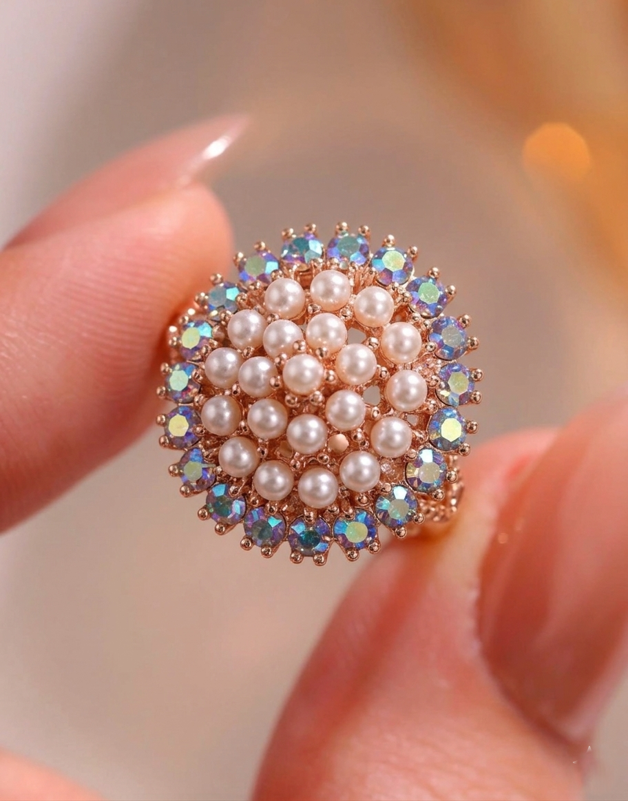 Pearl Halo Aurora Statement Ring
